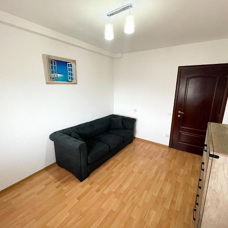 National Arena Mega Mall Elana Apartment Boekarest Buitenkant foto