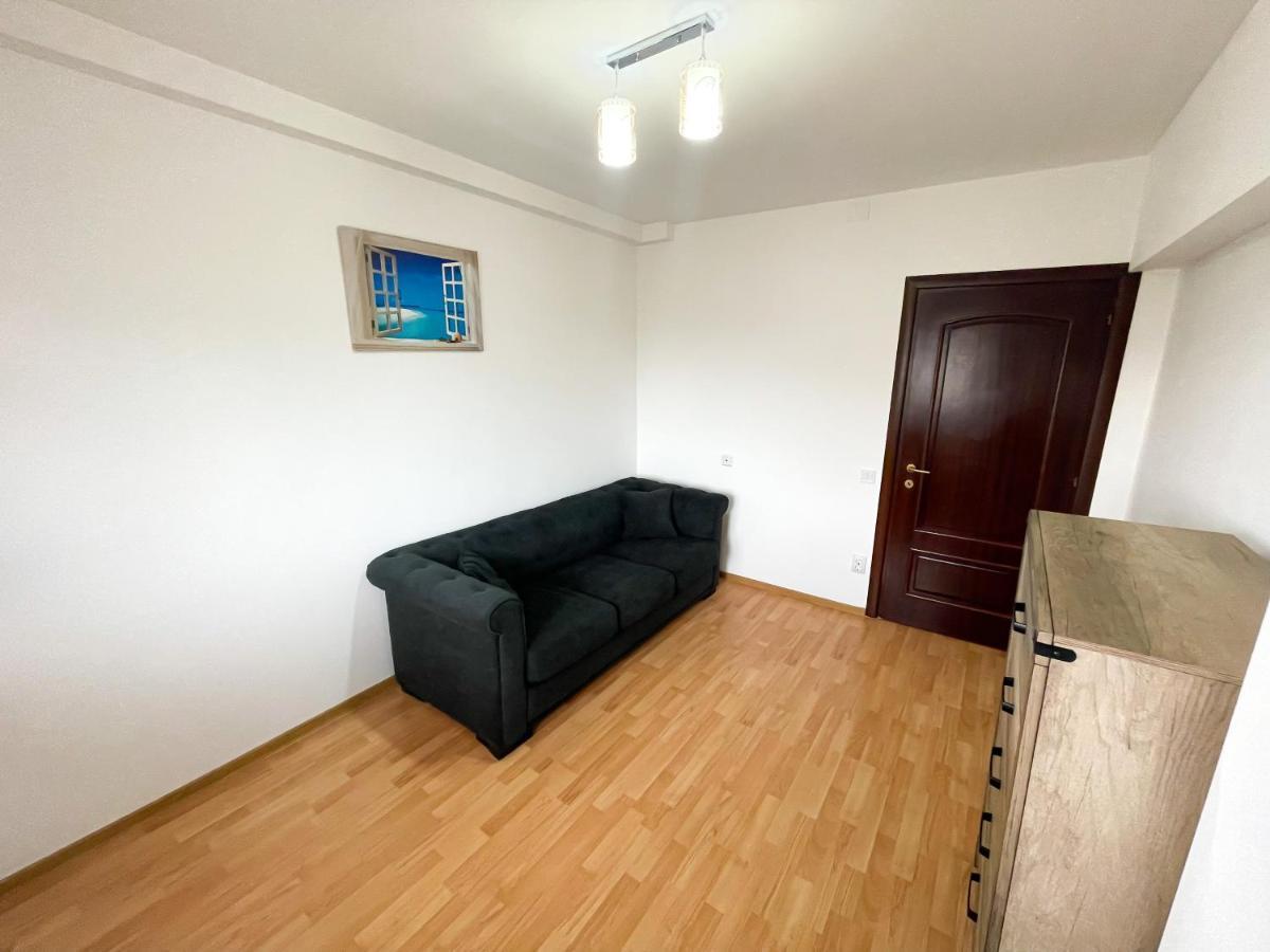 National Arena Mega Mall Elana Apartment Boekarest Buitenkant foto